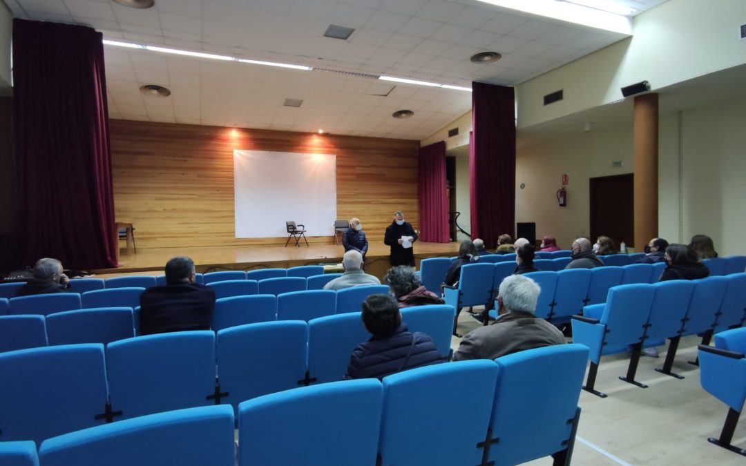 Comezo do III curso de apicultura